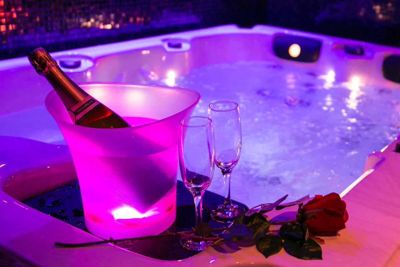 L'Insolite Spa Privatif "Suite Luxueuse-Jacuzzi" Tuluza Zewnętrze zdjęcie